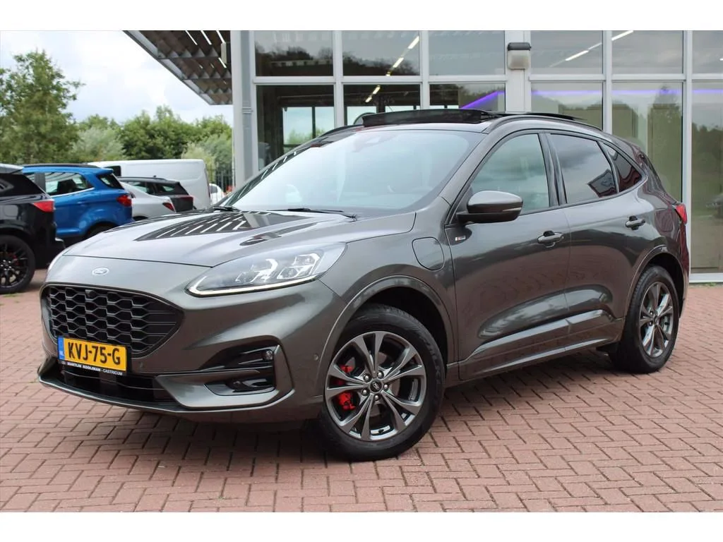 Ford Kuga (2022) — foto 1