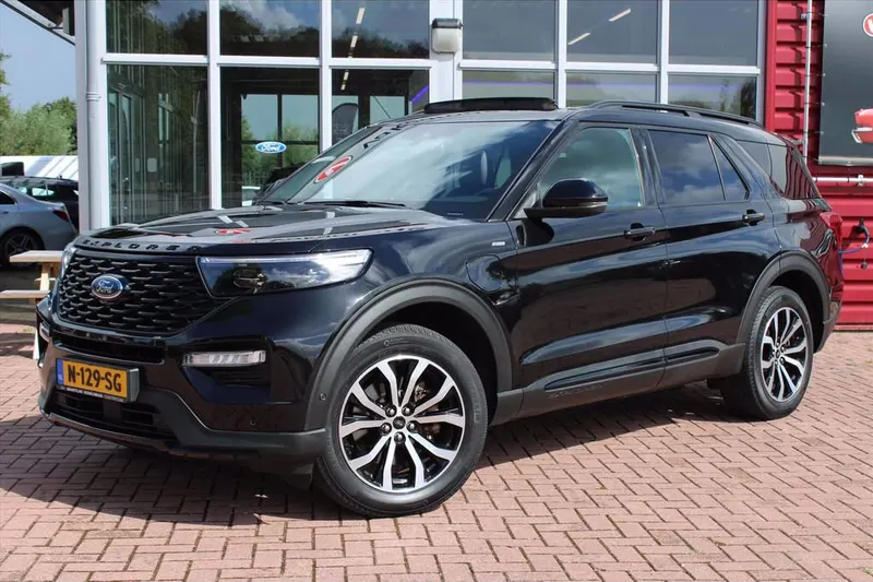 Ford Explorer (2021)