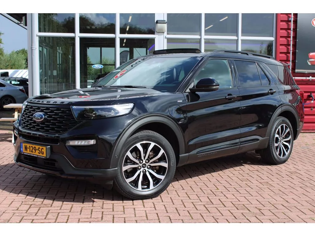 Ford Explorer (2021) — foto 1