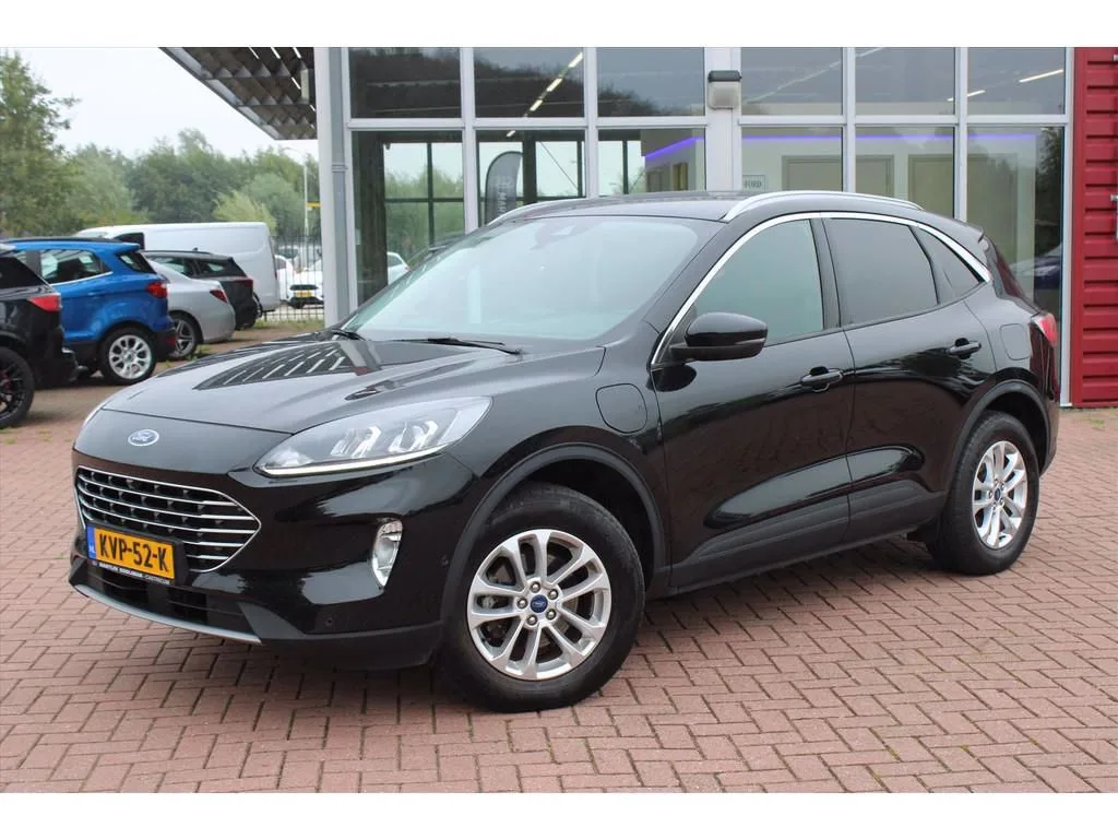 Ford Kuga (2022) — foto 1