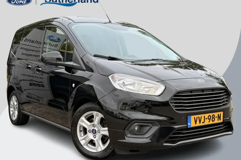 Ford Transit Courier (2023)