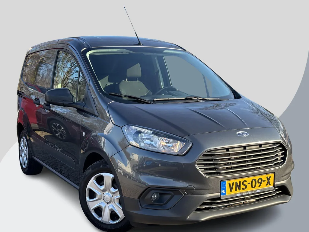 Ford Transit Courier (2022) — foto 1