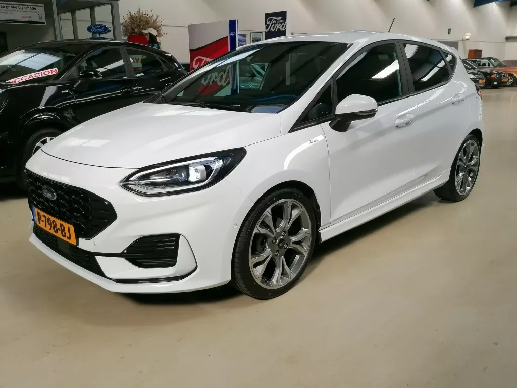 Ford Fiesta (2022) — foto 1