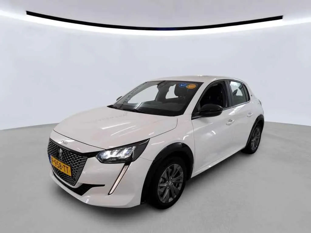 Peugeot e-208 (2022) — foto 1