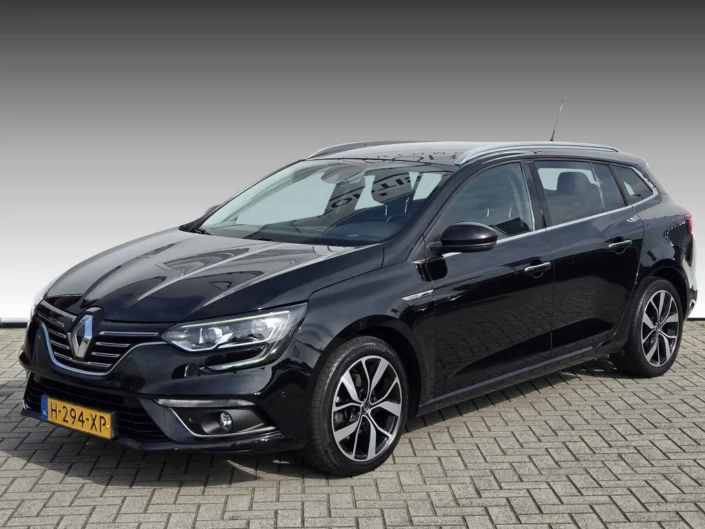 Renault Mégane (2020) — foto 1