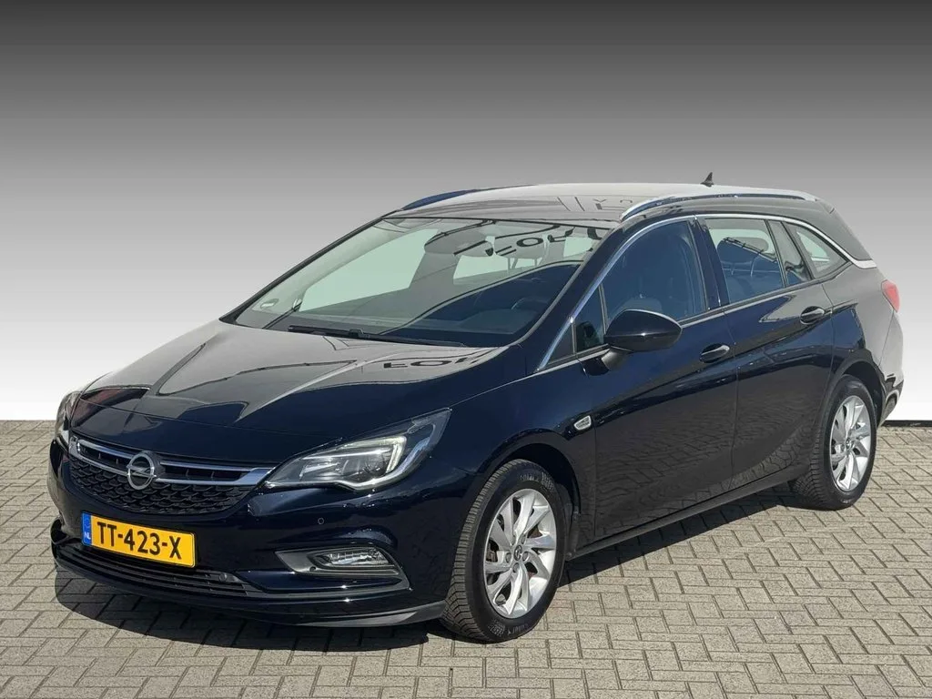 Opel Astra (2018) — foto 1