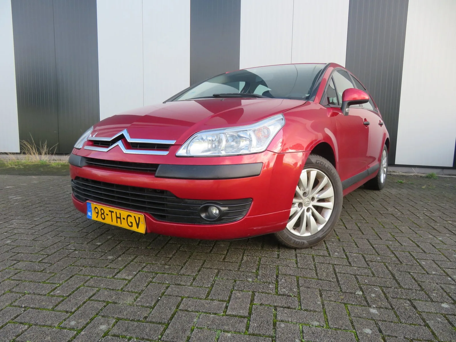 Citroën C4 (2006) — foto 1