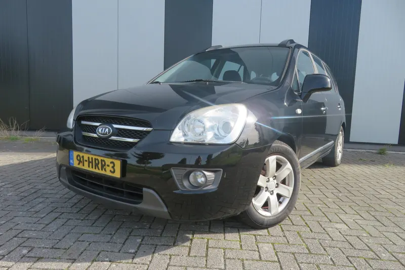 Kia Carens (2009)