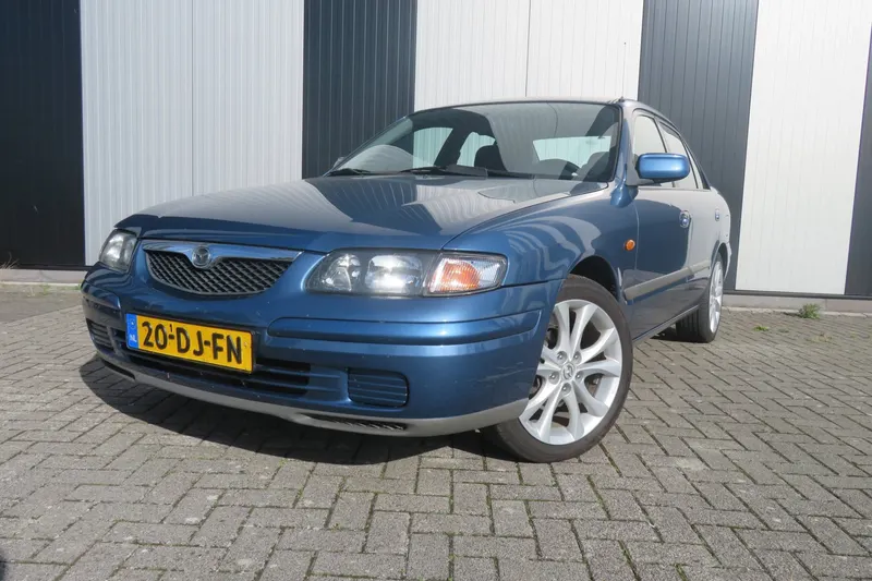 Mazda 626 (1999)