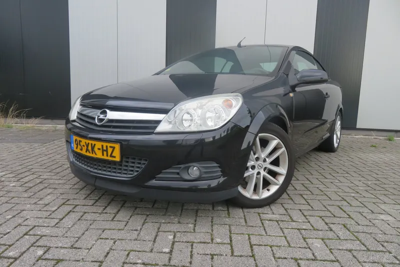 Opel Astra Twin Top (2007)