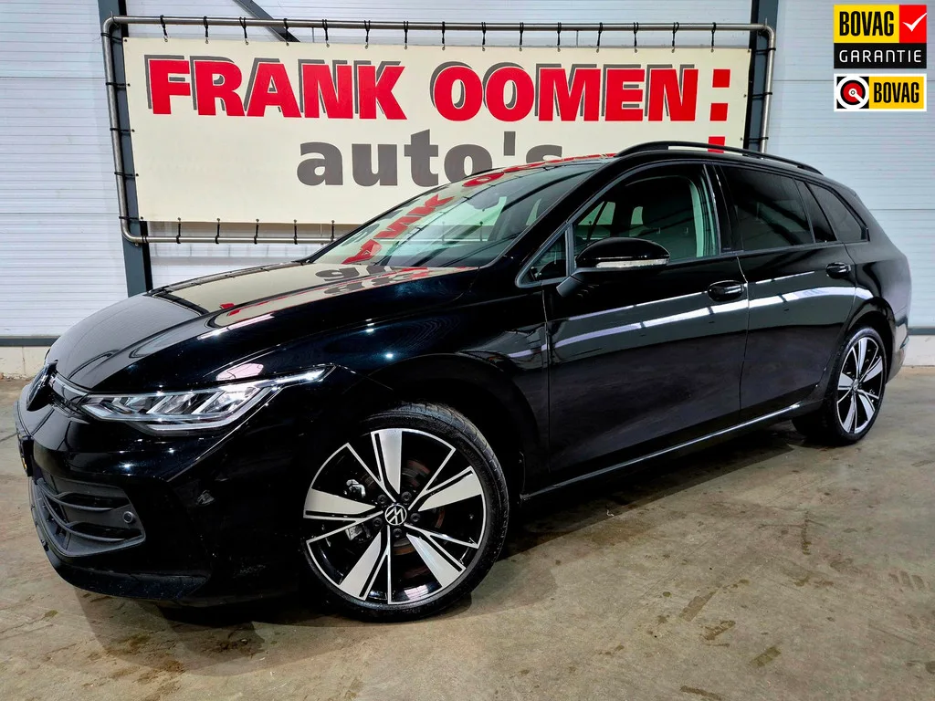 Volkswagen Golf (2025) — foto 1