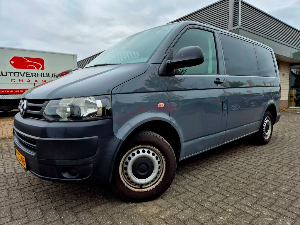Volkswagen Transporter (2015) — foto 1