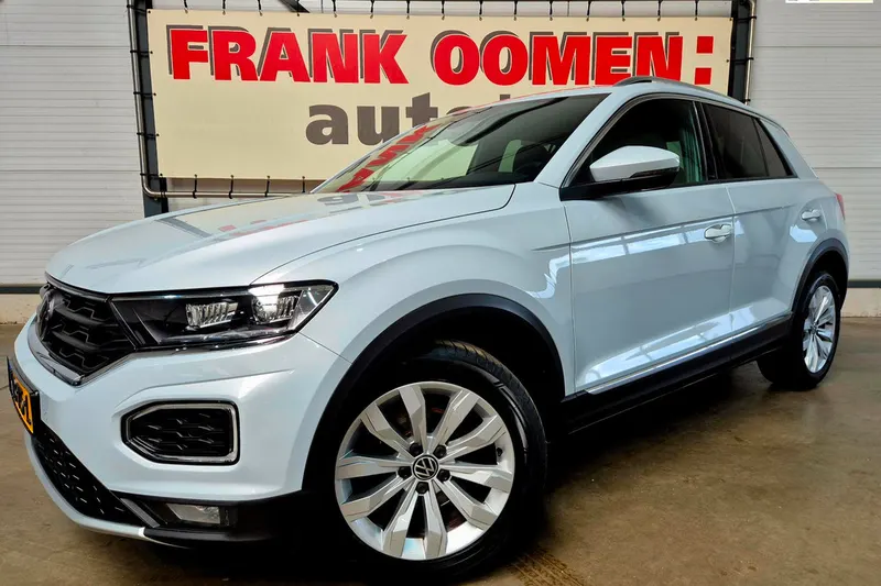 Volkswagen T-Roc (2021)