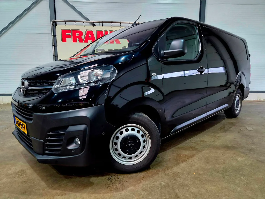 Opel Vivaro (2023) — foto 1