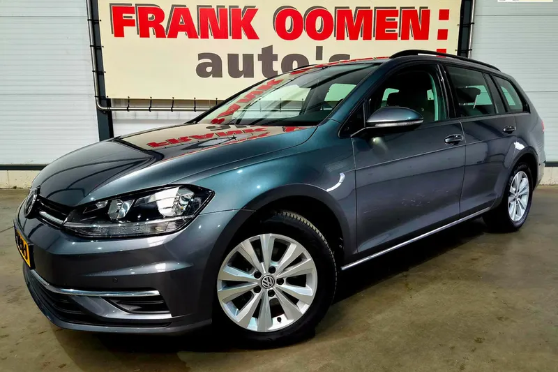 Volkswagen Golf (2020)