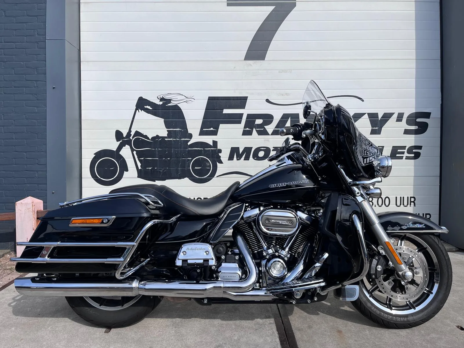 Harley-Davidson Ultra Limited 107 (2017) — foto 1