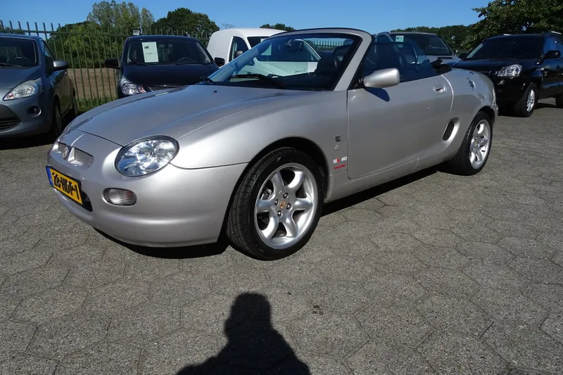 MG F (2000)