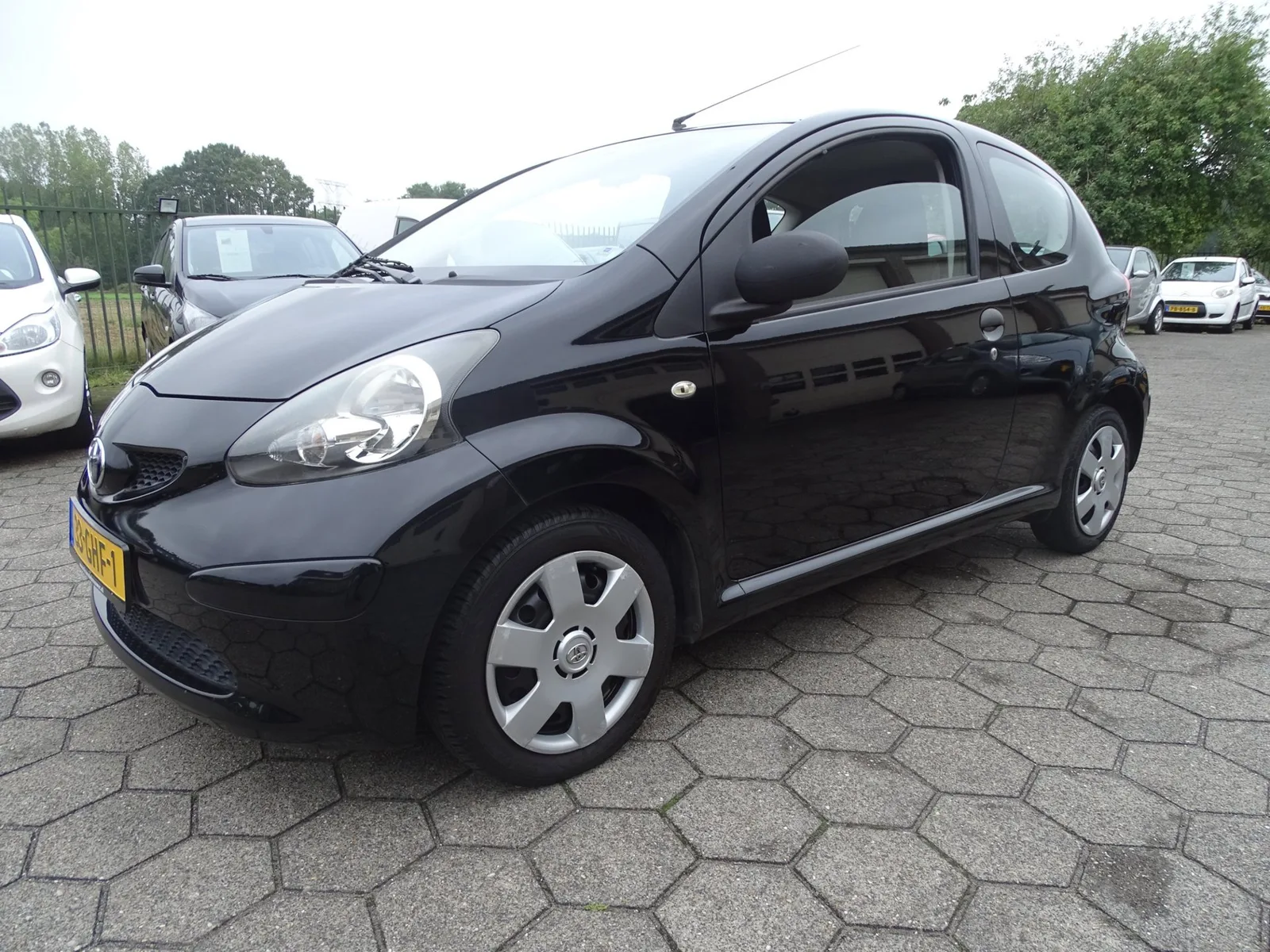 Toyota Aygo (2008) — foto 1