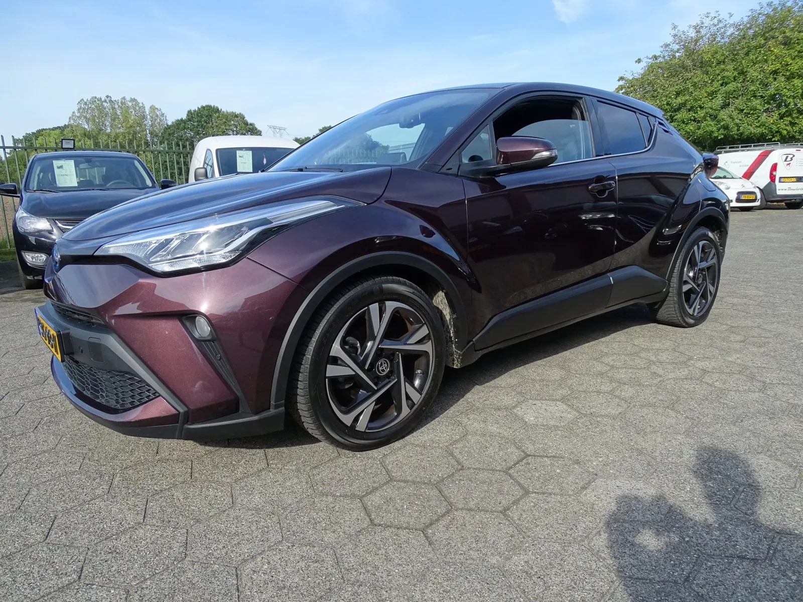 Toyota C-HR (2023) — foto 1