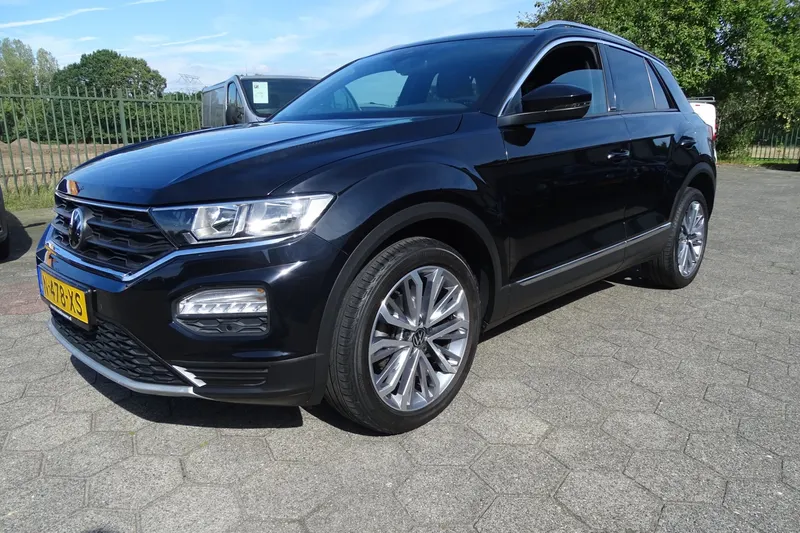 Volkswagen T-Roc (2021)
