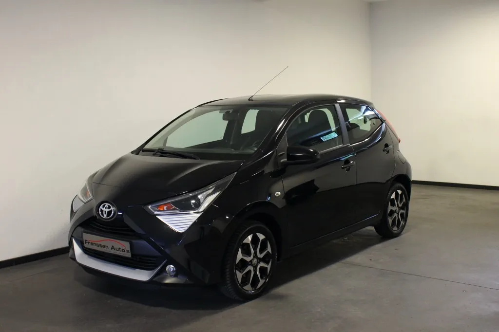 Toyota Aygo (2019) — foto 1