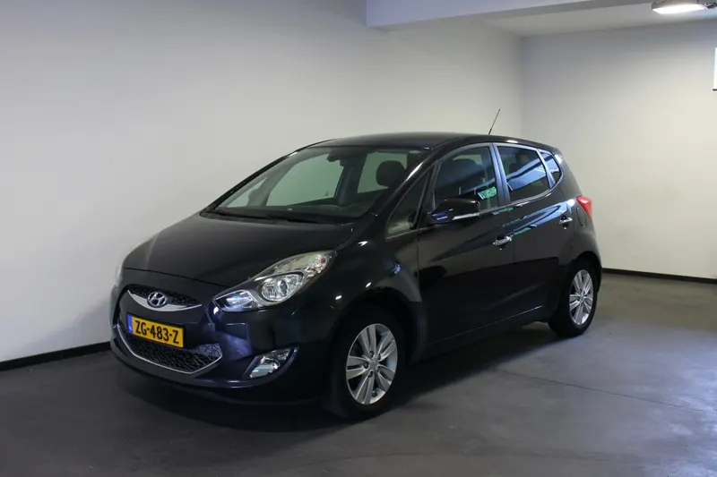 Hyundai ix20 (2012)