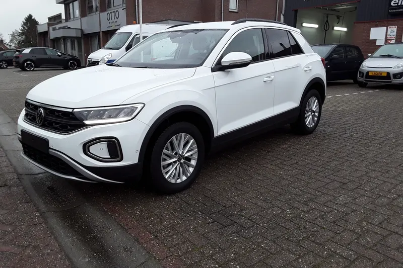 Volkswagen T-Roc (2022)