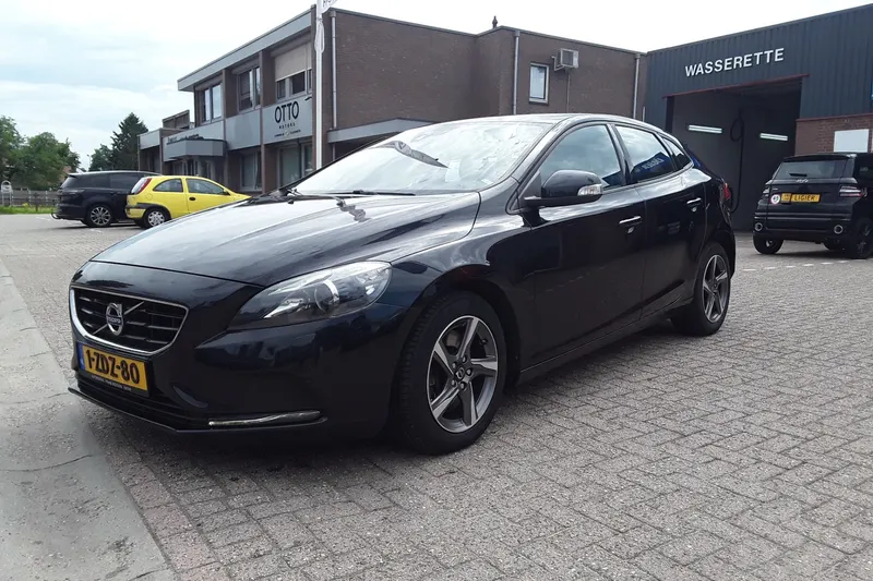 Volvo V40 (2014)