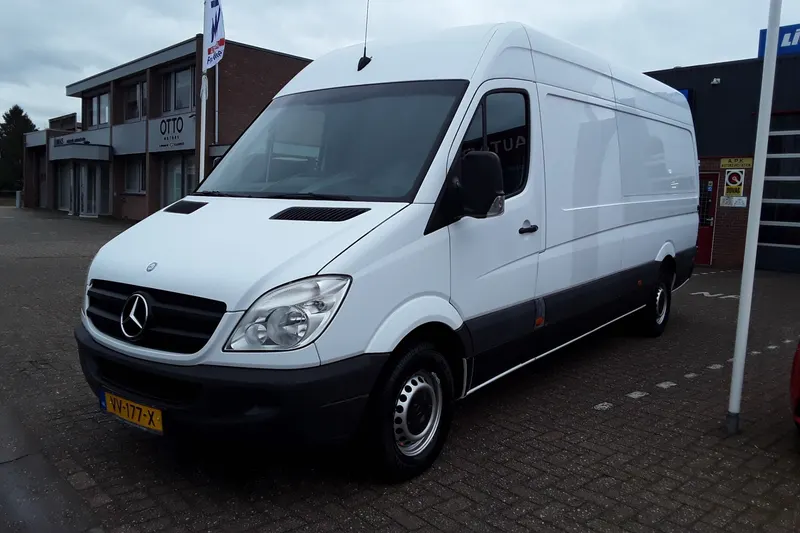 Mercedes-Benz Sprinter (2011)