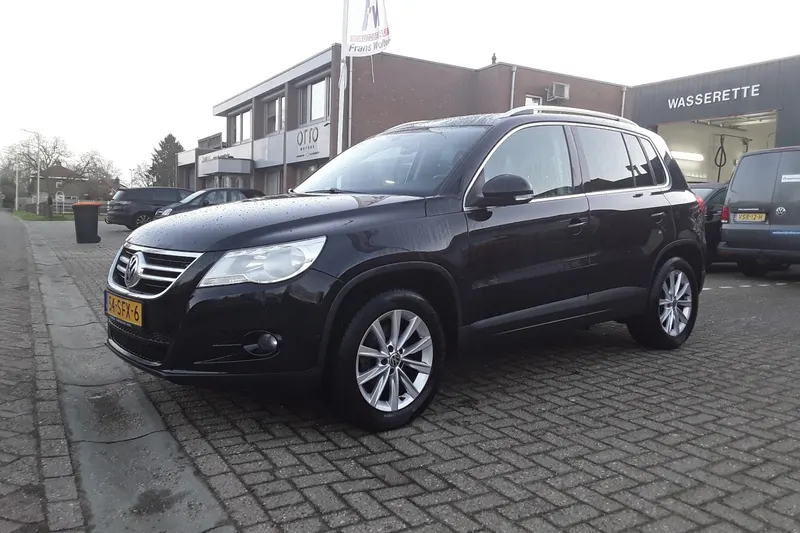 Volkswagen Tiguan (2011)