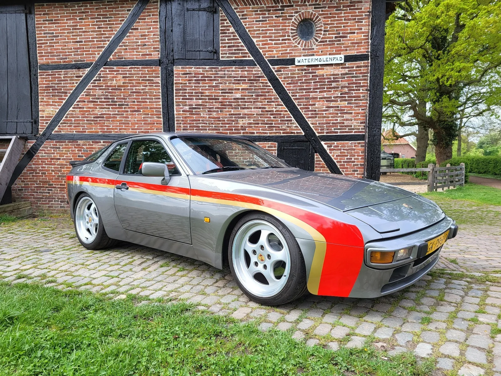 Porsche 944 (1985) — foto 1