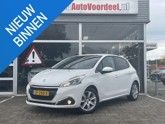 Peugeot 208 (2016) — foto 1