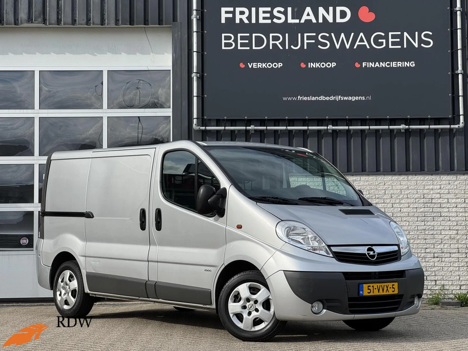 Opel Vivaro (2008) — foto 1