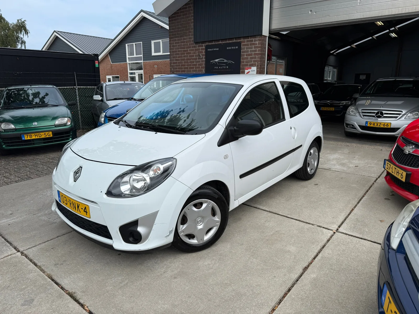 Renault Twingo (2011) — foto 1