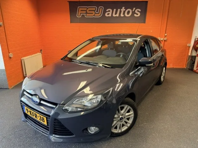Ford Focus (2013) — foto 1