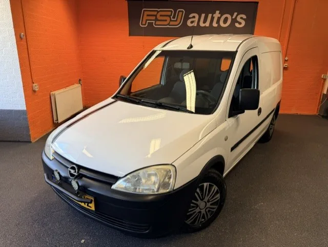 Opel Combo (2003) — foto 1