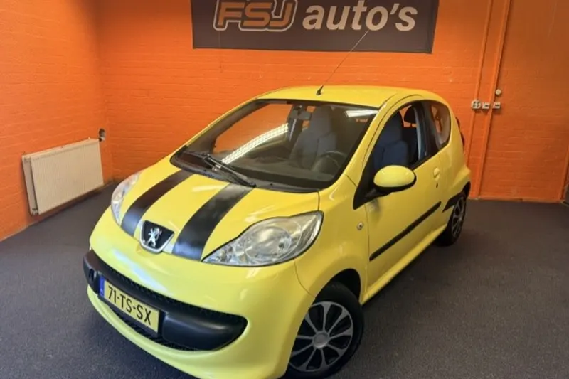 Peugeot 107 (2006)