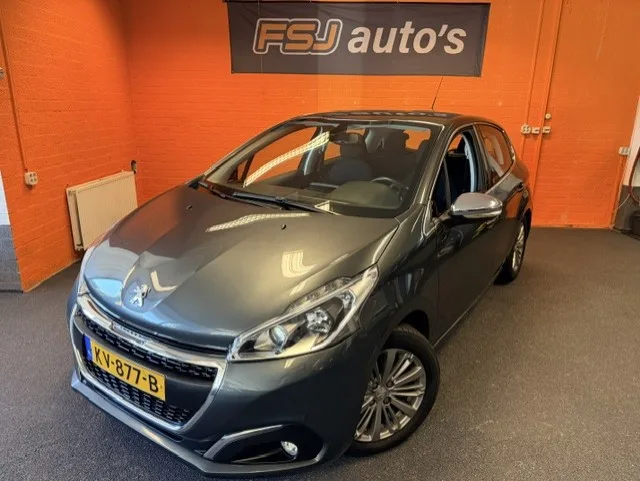 Peugeot 208 (2016) — foto 1