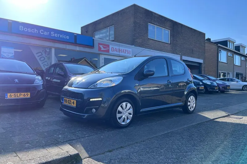 Peugeot 107 (2012)