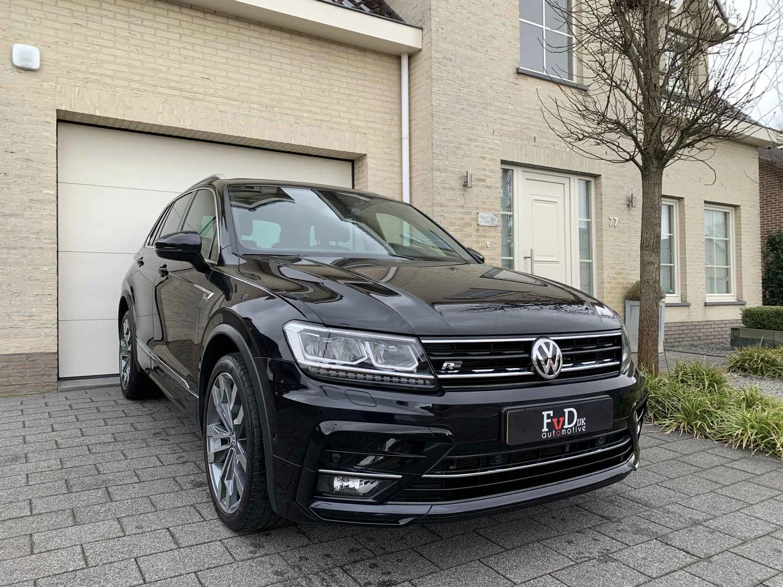 Volkswagen Tiguan (2019) — foto 1