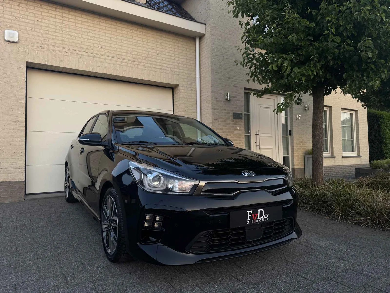 Kia Rio (2020) — foto 1