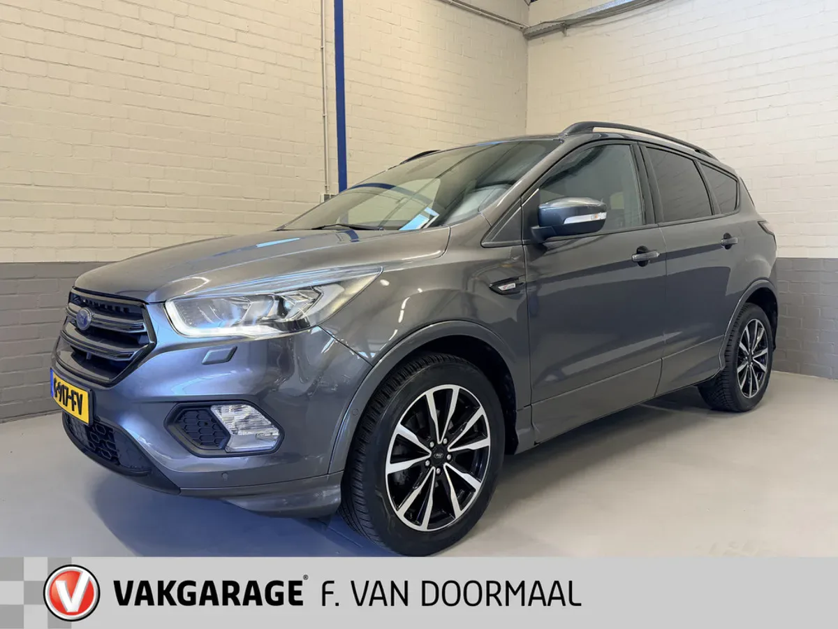 Ford Kuga (2018) — foto 1