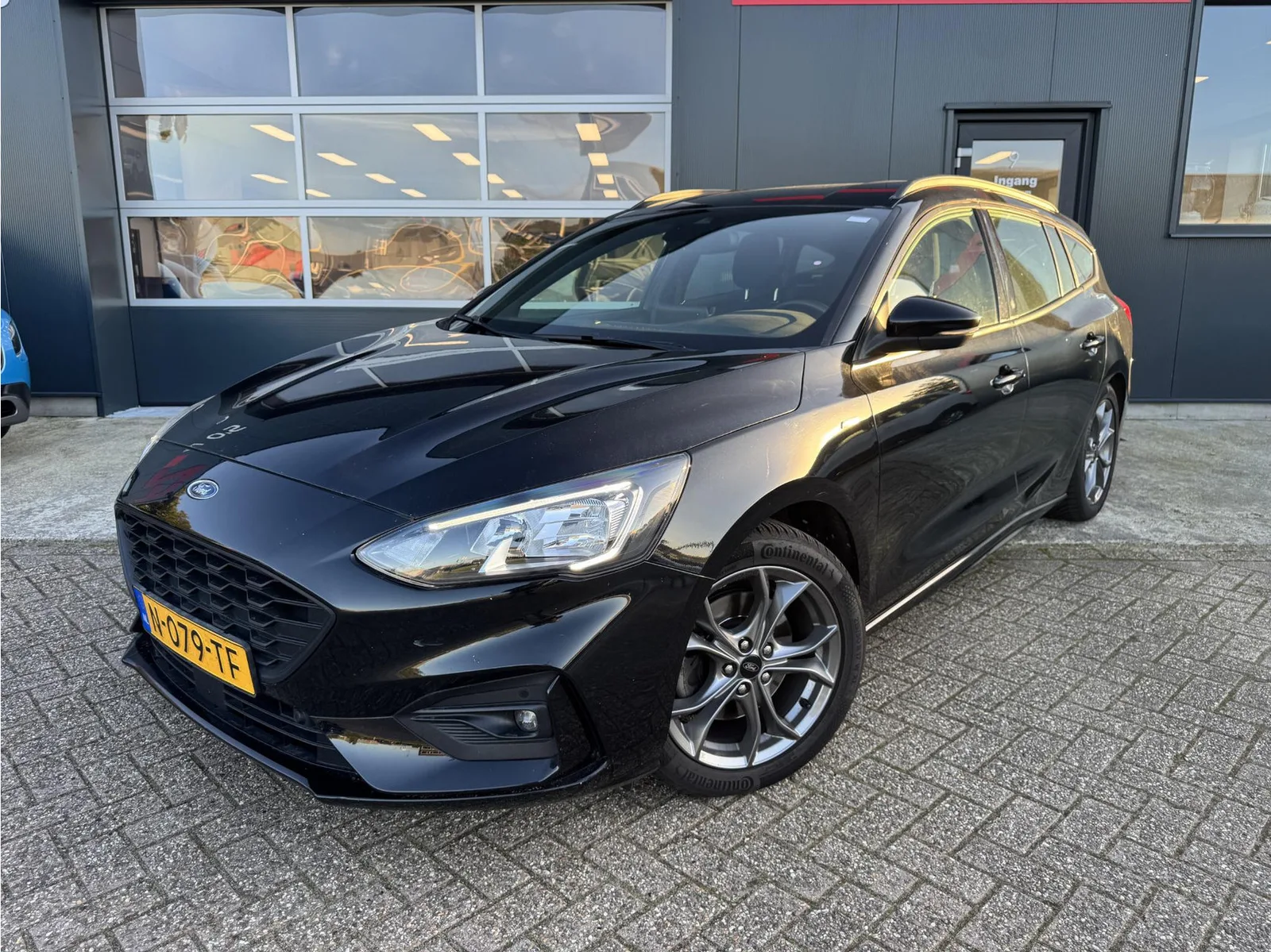 Ford Focus (2022) — foto 1