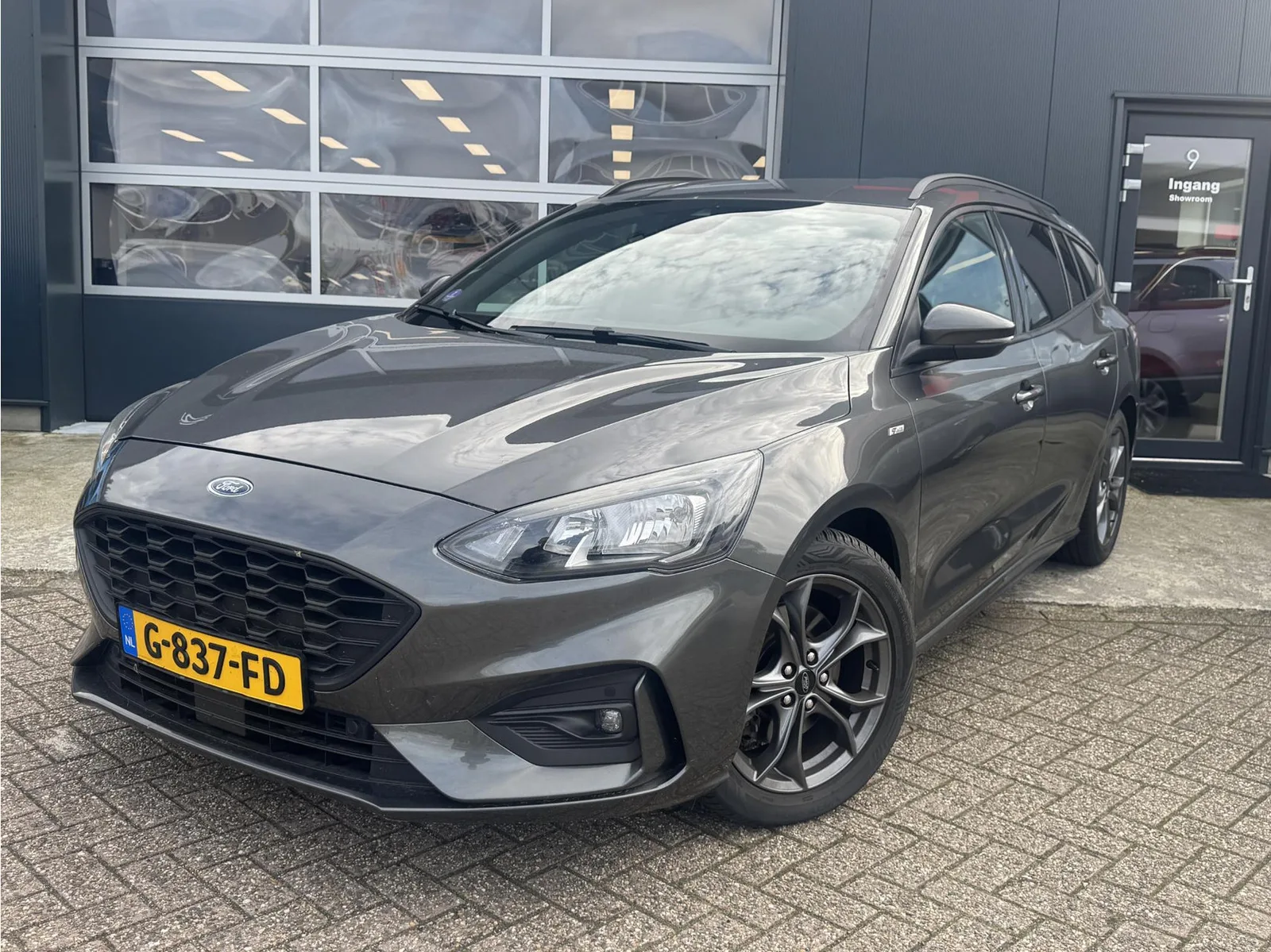 Ford Focus (2019) — foto 1