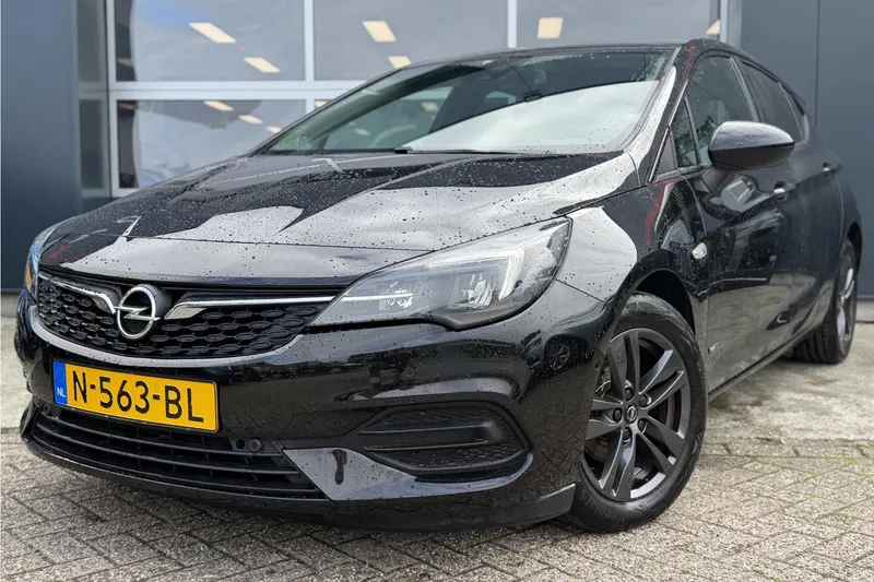 Opel Astra (2021)