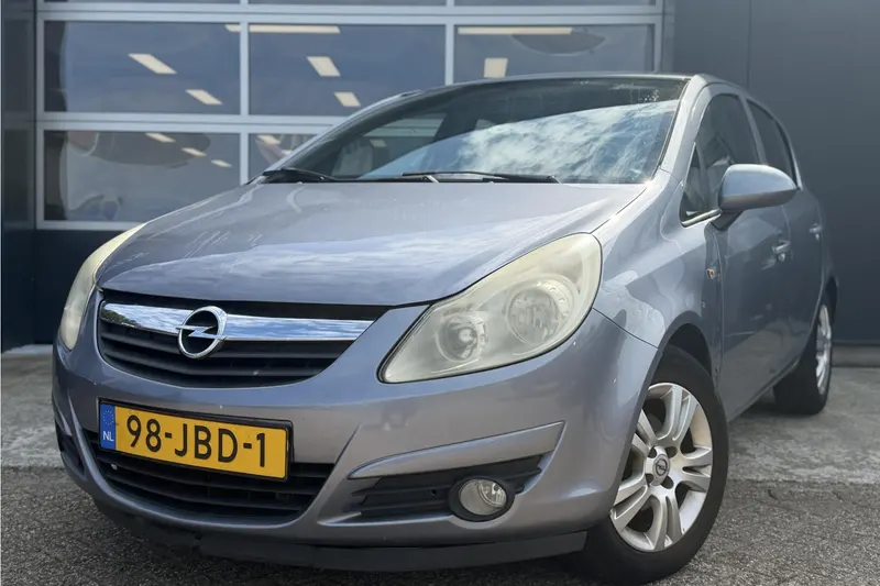 Opel Corsa (2009)