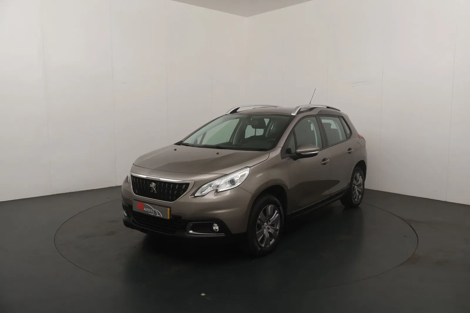 Peugeot 2008 (2017) — foto 1