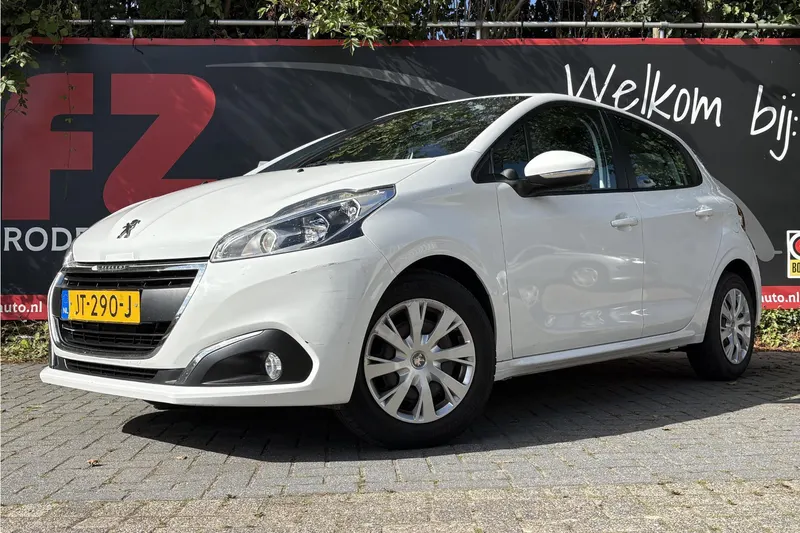 Peugeot 208 (2016)
