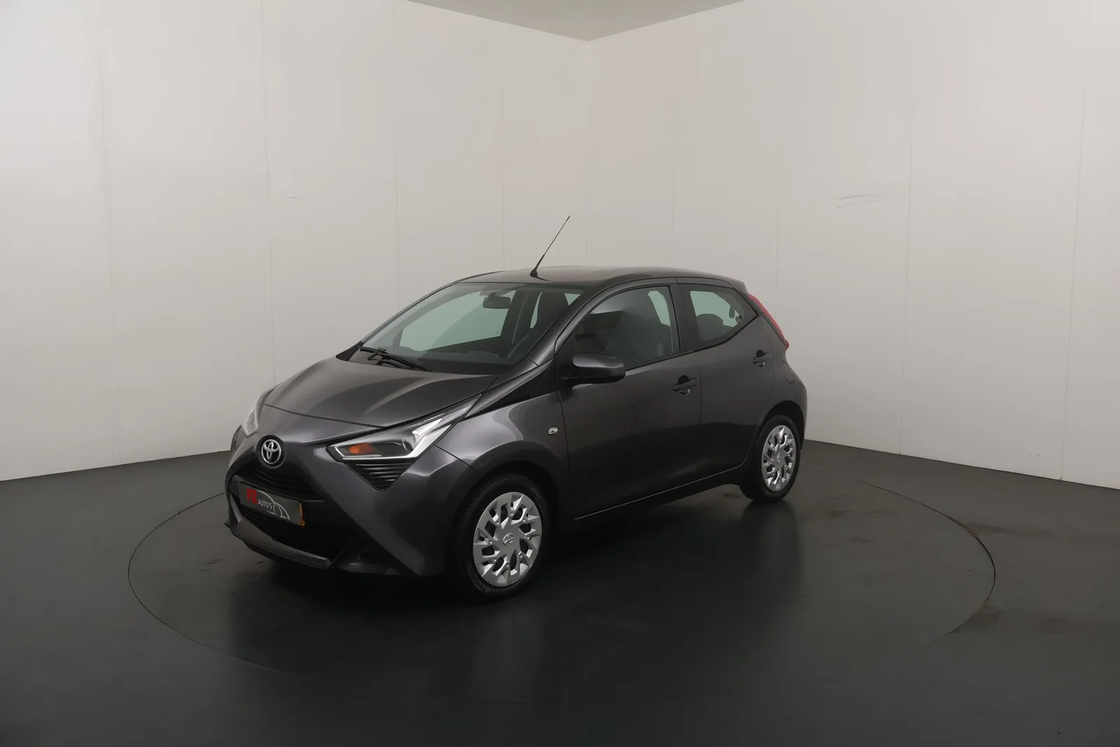Toyota Aygo (2021) — foto 1