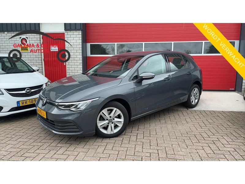 Volkswagen Golf (2021) — foto 1